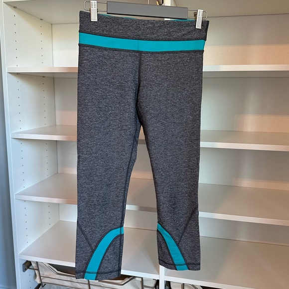 Lululemon Run Inspire Crop II - Picture 4 of 8